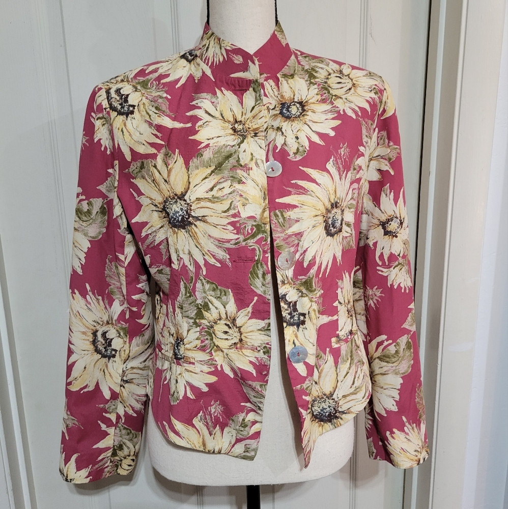 Nira Nira New York  Lightweight Blazer Size 8